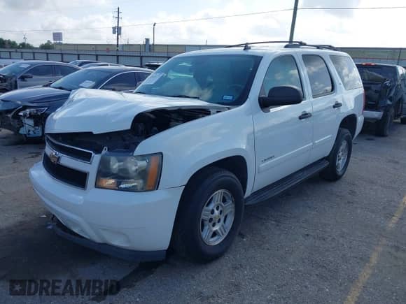 2007 Chevrolet Tahoe LS с VIN 1GNFC13C47J400992, выставлен на аукционе IAAI как лот 42513173 с пробегом 88 247 миль миль и . История ставок и продаж доступна на DreamBid. Изображение 17.