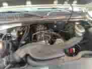 2003 Chevrolet Tahoe LS z VIN 1GNEC13Z63R140932, wystawiony jako IAAI lot #41703060 z przebiegiem 345 133 mil mil oraz . Historia ofert i sprzedaży dostępna na DreamBid. Obrazek 13.