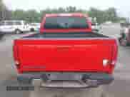 2010 Chevrolet Colorado 1LT z VIN 1GCDSCD90A8105078, wystawiony jako IAAI lot #41987710 z przebiegiem 192 779 mil mil oraz . Historia ofert i sprzedaży dostępna na DreamBid. Obrazek 16.