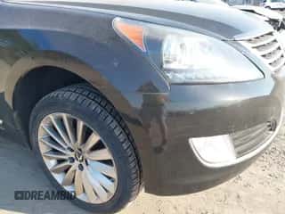 2014 Hyundai Equus Ultimate z VIN KMHGH4JH8EU090173, wystawiony jako IAAI lot #41763918 z przebiegiem 149 680 mil mil oraz . Historia ofert i sprzedaży dostępna na DreamBid. Obrazek 6.