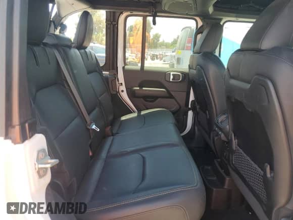 2024 Jeep Wrangler Sahara z VIN 1C4RJXP65RW192128, wystawiony jako Copart lot #66761135 z przebiegiem 16 491 mil mil oraz Szkoda całkowita • Salvage title. Historia ofert i sprzedaży dostępna na DreamBid. Obrazek 10.