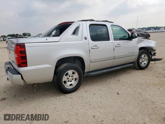 2013 Chevrolet Avalanche LT с VIN 3GNMCFE0XDG150663, выставлен на аукционе Copart как лот 57417395 с пробегом 141 470 миль миль и Списание • Salvage title. История ставок и продаж доступна на DreamBid. Изображение 3.