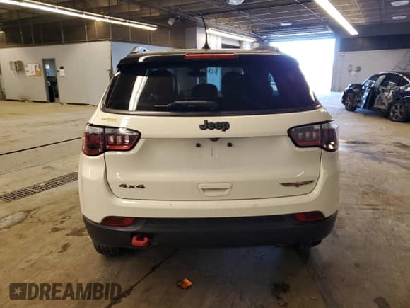 2018 Jeep Compass Trailhawk с VIN 3C4NJDDB0JT163497, выставлен на аукционе Copart как лот 77000364 с пробегом 28 681 миль миль и Списание • Salvage title. История ставок и продаж доступна на DreamBid. Изображение 6.