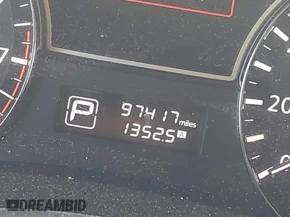 2014 Nissan Pathfinder Platinum with VIN 5N1AR2MM1EC724137, listed as a IAAI auction lot 42675313 with 97,417 mi miles and . Bid and sale history available at DreamBid. Image 7.