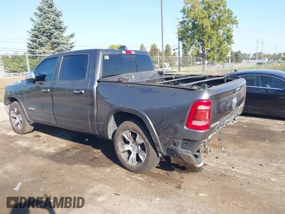 2020 Ram 1500 Laramie с VIN 1C6SRFJT9LN243234, выставлен на аукционе IAAI как лот 43207504 с пробегом 108 568 миль миль и . История ставок и продаж доступна на DreamBid. Изображение 3.