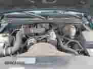 2002 Chevrolet Silverado 1500 z VIN 1GCEC14W82Z286809, wystawiony jako IAAI lot #41876270 z przebiegiem 217 690 mil mil oraz . Historia ofert i sprzedaży dostępna na DreamBid. Obrazek 10.