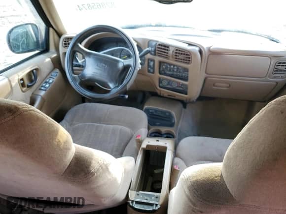 1998 Chevrolet Blazer LT z VIN 1GNDT13W9W2224077, wystawiony jako Copart lot #82865874 z przebiegiem 206 556 mil mil oraz Szkoda całkowita • Salvage title. Historia ofert i sprzedaży dostępna na DreamBid. Obrazek 8.