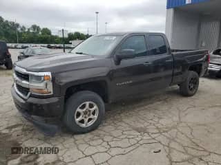 2018 Chevrolet Silverado 1500 LS с VIN 1GCVKNEH5JZ224003, выставлен на аукционе Copart как лот 64788685 с пробегом 176 171 миль миль и Чистый • Clean title. История ставок и продаж доступна на DreamBid. Изображение 1.