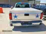 2015 Chevrolet Silverado 1500 LS z VIN 1GCRCPEHXFZ225424, wystawiony jako Copart lot #71997435 z przebiegiem Nie podano mil oraz Szkoda całkowita • Salvage title. Historia ofert i sprzedaży dostępna na DreamBid. Obrazek 6.