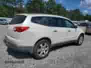 2012 Chevrolet Traverse 1LT with VIN 1GNKRGED3CJ327839, listed as a Copart auction lot 81422275 with 211,432 mi miles and Salvage title. Bid and sale history available at DreamBid. Image 3.