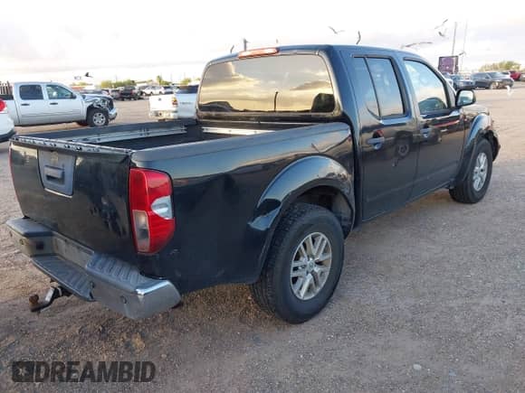 2019 Nissan Frontier SV with VIN 1N6DD0ERXKN761666, listed as a IAAI auction lot 43540008 with 110,760 mi miles and . Bid and sale history available at DreamBid. Image 4.