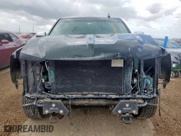 2018 Chevrolet Silverado 1500 LTZ z VIN 3GCUKSEC5JG446491, wystawiony jako Copart lot #59756225 z przebiegiem 144 778 mil mil oraz Czysty tytuł • Clean title. Historia ofert i sprzedaży dostępna na DreamBid. Obrazek 5.