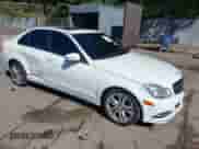 2013 Mercedes-Benz C 300 Sport с VIN WDDGF8AB5DR299259, выставлен на аукционе IAAI как лот 43406105 с пробегом 175 495 миль миль и . История ставок и продаж доступна на DreamBid. Изображение 1.