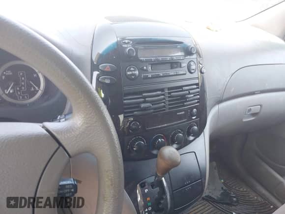 2005 Toyota Sienna CE с VIN 5TDZA23C85S231500, выставлен на аукционе IAAI как лот 43145656 с пробегом 277 711 миль миль и . История ставок и продаж доступна на DreamBid. Изображение 13.