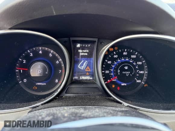 2015 Hyundai Santa Fe Limited z VIN KM8SR4HF6FU094445, wystawiony jako Copart lot #89817095 z przebiegiem 178 490 mil mil oraz Czysty tytuł • Clean title. Historia ofert i sprzedaży dostępna na DreamBid. Obrazek 9.