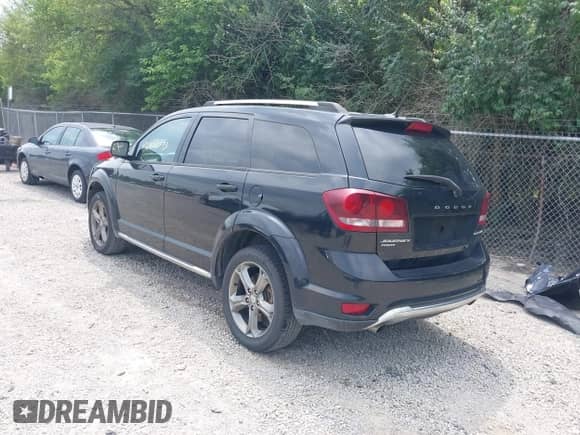 2017 Dodge Journey Crossroad Plus with VIN 3C4PDDGG7HT554339, listed as a IAAI auction lot 42828573 with 149,268 mi miles and . Bid and sale history available at DreamBid. Image 3.