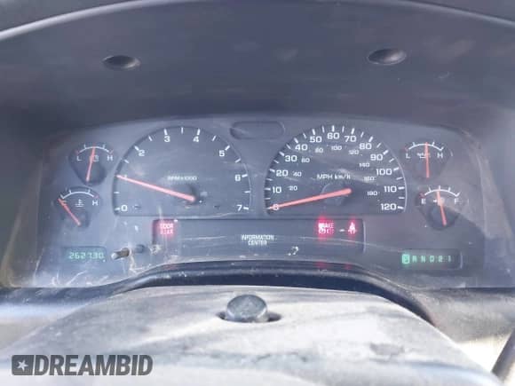 2004 Dodge Dakota Sport with VIN 1D7HG38KX4S735459, listed as a IAAI auction lot 41402108 with 262,730 mi miles and . Bid and sale history available at DreamBid. Image 7.