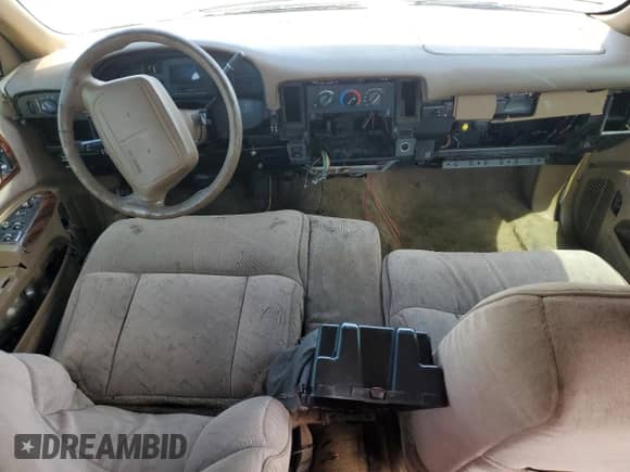 1996 Chevrolet Caprice 1SA Special Value с VIN 1G1BL52P8TR118975, выставлен на аукционе Copart как лот 55893115 с пробегом Не указан миль и На запчасти • Non repairable. История ставок и продаж доступна на DreamBid. Изображение 8.