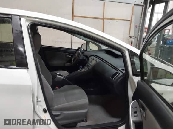 2014 Toyota Prius Four с VIN JTDKN3DU1E1747553, выставлен на аукционе IAAI как лот 43420881 с пробегом 192 435 миль миль и . История ставок и продаж доступна на DreamBid. Изображение 5.