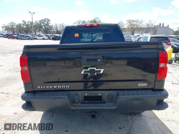 2015 Chevrolet Silverado 1500 Work Truck z VIN 1GCRCPEH5FZ409847, wystawiony jako IAAI lot #41639404 z przebiegiem 108 180 mil mil oraz . Historia ofert i sprzedaży dostępna na DreamBid. Obrazek 16.