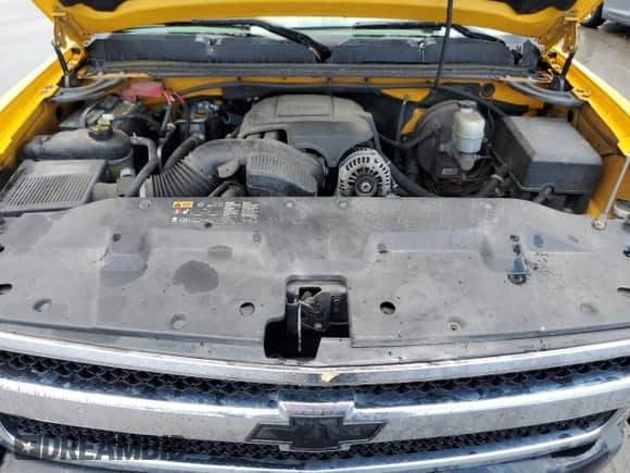 2011 Chevrolet Silverado 1500 Work Truck with VIN 1GCRKPE34BZ353756, listed as a Copart auction lot 71363815 with 358,740 mi miles and Clean title. Bid and sale history available at DreamBid. Image 11.