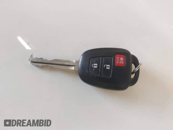 2017 Toyota Tacoma SR5 z VIN 3TMAZ5CN4HM037804, wystawiony jako IAAI lot #43407058 z przebiegiem 119 886 mil mil oraz . Historia ofert i sprzedaży dostępna na DreamBid. Obrazek 11.