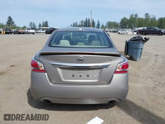 2015 Nissan Altima S z VIN 1N4AL3AP4FN350712, wystawiony jako IAAI lot #42208472 z przebiegiem 70 674 mil mil oraz . Historia ofert i sprzedaży dostępna na DreamBid. Obrazek 16.