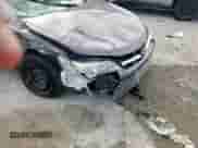 2015 Toyota Camry SE z VIN 4T1BF1FK1FU926166, wystawiony jako Copart lot #83808755 z przebiegiem Nie podano mil oraz Nie do naprawy • Non repairable. Historia ofert i sprzedaży dostępna na DreamBid. Obrazek 14.