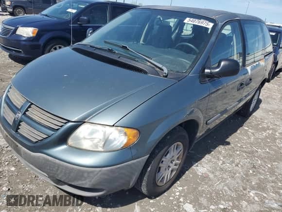 2005 Dodge Caravan SE with VIN 1D4GP25B75B227281, listed as a Copart auction lot 54076975 with 166,419 mi miles and Salvage title. Bid and sale history available at DreamBid. Image 1.