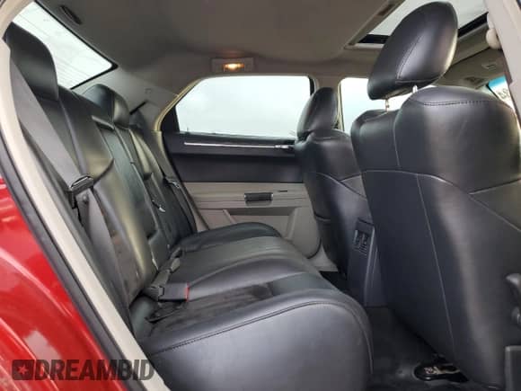 2007 Chrysler 300 C SRT-8 with VIN 2C3LA73W47H820983, listed as a Copart auction lot 81005034 with 114,706 mi miles and Clean title. Bid and sale history available at DreamBid. Image 10.