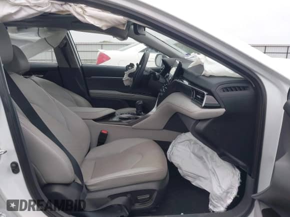 2023 Toyota Camry Hybrid XSE с VIN 4T1K31AK1PU603690, выставлен на аукционе IAAI как лот 42315623 с пробегом 46 954 миль миль и . История ставок и продаж доступна на DreamBid. Изображение 5.