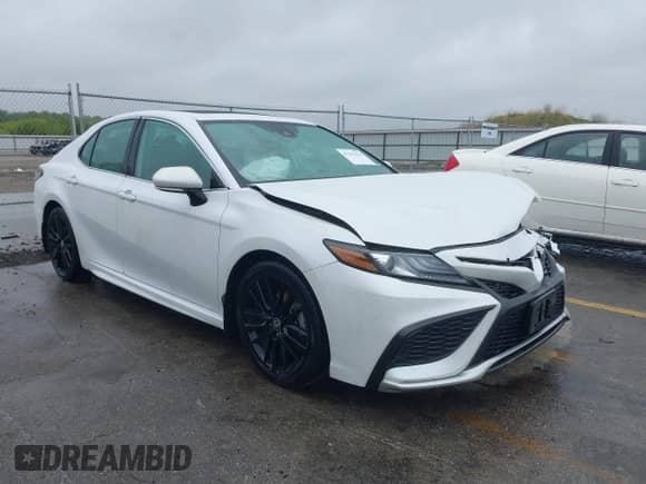 2023 Toyota Camry Hybrid XSE с VIN 4T1K31AK1PU603690, выставлен на аукционе IAAI как лот 42315623 с пробегом 46 954 миль миль и . История ставок и продаж доступна на DreamBid. Изображение 1.
