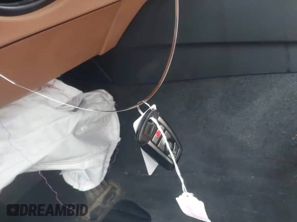 2018 BMW 4 Series 430i xDrive с VIN WBA4J3C5XJBG96766, выставлен на аукционе IAAI как лот 42310906 с пробегом 116 189 миль миль и . История ставок и продаж доступна на DreamBid. Изображение 11.