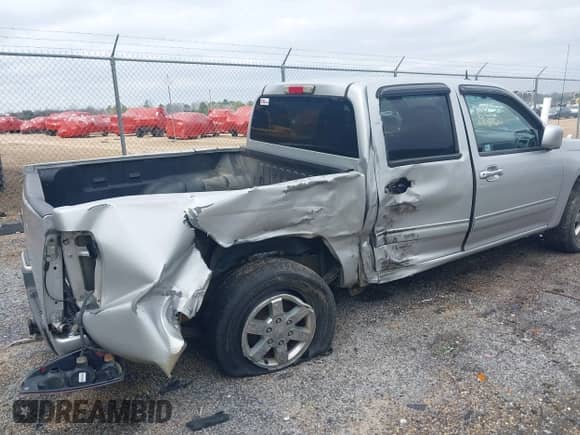 2010 Chevrolet Colorado 1LT z VIN 1GCDSCDE7A8143405, wystawiony jako IAAI lot #41578223 z przebiegiem 158 886 mil mil oraz . Historia ofert i sprzedaży dostępna na DreamBid. Obrazek 6.