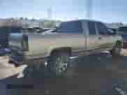 1998 GMC Sierra 1500 z VIN 1GTEC19MXWE559415, wystawiony jako Copart lot #79894184 z przebiegiem 114 711 mil mil oraz Szkoda całkowita • Salvage title. Historia ofert i sprzedaży dostępna na DreamBid. Obrazek 3.
