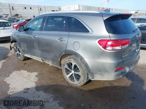 2017 Kia Sorento EX z VIN 5XYPH4A18HG278415, wystawiony jako IAAI lot #42560269 z przebiegiem 155 690 mil mil oraz . Historia ofert i sprzedaży dostępna na DreamBid. Obrazek 3.