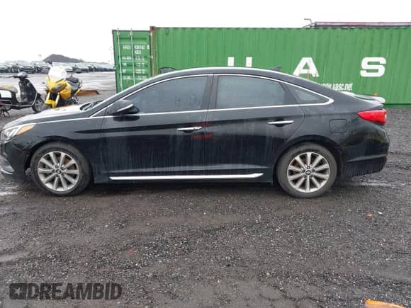 2016 Hyundai Sonata Limited с VIN 5NPE34AF8GH304844, выставлен на аукционе IAAI как лот 41860164 с пробегом 128 484 миль миль и . История ставок и продаж доступна на DreamBid. Изображение 14.