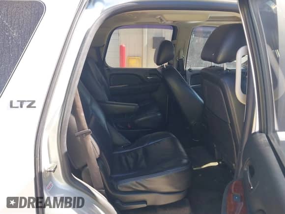 2010 Chevrolet Tahoe LTZ с VIN 1GNUCCE05AR176503, выставлен на аукционе IAAI как лот 41681116 с пробегом 6 миль миль и . История ставок и продаж доступна на DreamBid. Изображение 8.