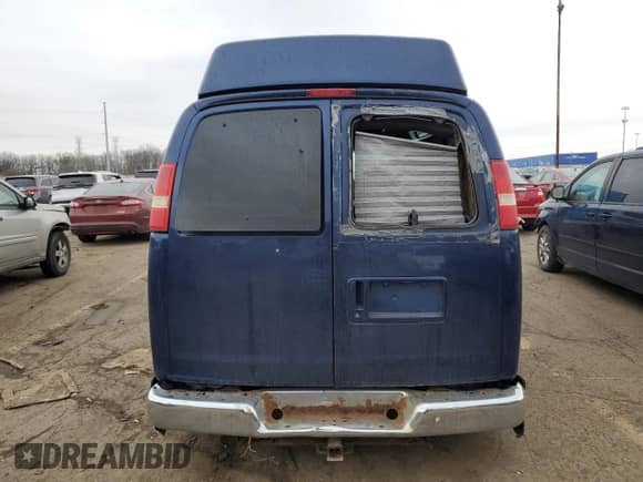 2003 Chevrolet Express Cargo YF7 Upfitter with VIN 1GBFG15T131232785, listed as a Copart auction lot 42500185 with 137,898 mi miles and Clean title. Bid and sale history available at DreamBid. Image 6.