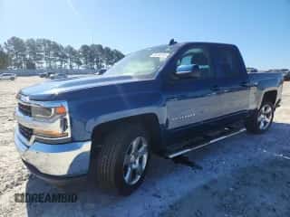 2017 Chevrolet Silverado 1500 LT z VIN 1GCRCRECXHZ136570, wystawiony jako Copart lot #86299755 z przebiegiem 135 207 mil mil oraz Szkoda całkowita • Salvage title. Historia ofert i sprzedaży dostępna na DreamBid. Obrazek 1.