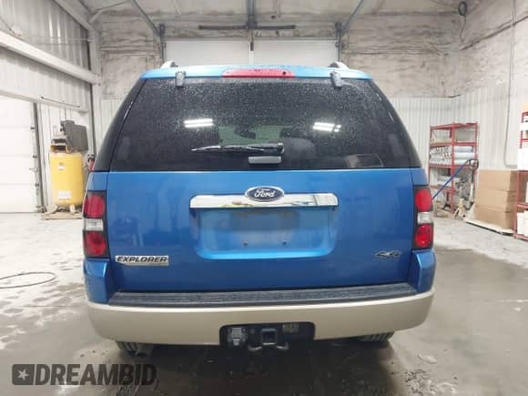 2010 Ford Explorer Eddie Bauer z VIN 1FMEU7EE1AUA86013, wystawiony jako IAAI lot #43323241 z przebiegiem 44 895 mil mil oraz . Historia ofert i sprzedaży dostępna na DreamBid. Obrazek 17.
