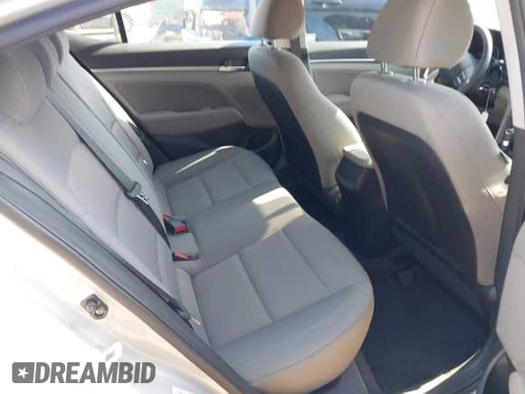 2020 Hyundai Elantra SEL z VIN KMHD84LF0LU092804, wystawiony jako IAAI lot #42783075 z przebiegiem 66 069 mil mil oraz . Historia ofert i sprzedaży dostępna na DreamBid. Obrazek 8.