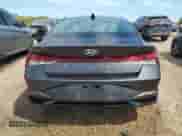 2022 Hyundai Elantra SE с VIN 5NPLL4AG6NH060785, выставлен на аукционе Copart как лот 56597015 с пробегом 7 656 миль миль и Списание • Salvage title. История ставок и продаж доступна на DreamBid. Изображение 6.