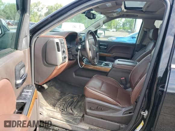 2015 Chevrolet Silverado 1500 High Country с VIN 3GCUKTEJ7FG203454, выставлен на аукционе Copart как лот 63336505 с пробегом 151 704 миль миль и Списание • Salvage title. История ставок и продаж доступна на DreamBid. Изображение 7.