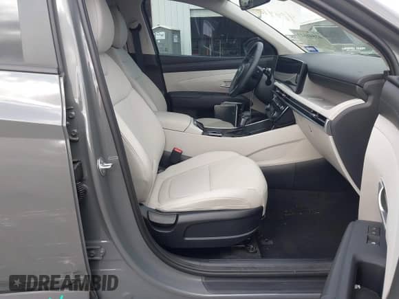 2025 Hyundai Tucson SEL Convenience с VIN 5NMJC3DEXSH522642, выставлен на аукционе IAAI как лот 42841623 с пробегом 1 926 миль миль и . История ставок и продаж доступна на DreamBid. Изображение 5.