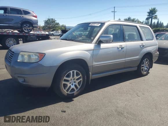 2006 Subaru Forester X L.L. Bean with VIN JF1SG67656H717253, listed as a Copart auction lot 68202115 with 141,765 mi miles and Salvage title. Bid and sale history available at DreamBid. Image 1.