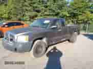 2005 Dodge Dakota ST with VIN 1D7HW22K85S189459, listed as a IAAI auction lot 43200184 with 180,750 mi miles and . Bid and sale history available at DreamBid. Image 2.