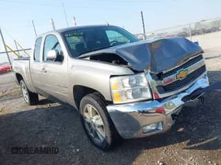 2012 Chevrolet Silverado 1500 LT z VIN 1GCRKSE71CZ344388, wystawiony jako IAAI lot #43191114 z przebiegiem 251 730 mil mil oraz . Historia ofert i sprzedaży dostępna na DreamBid. Obrazek 1.