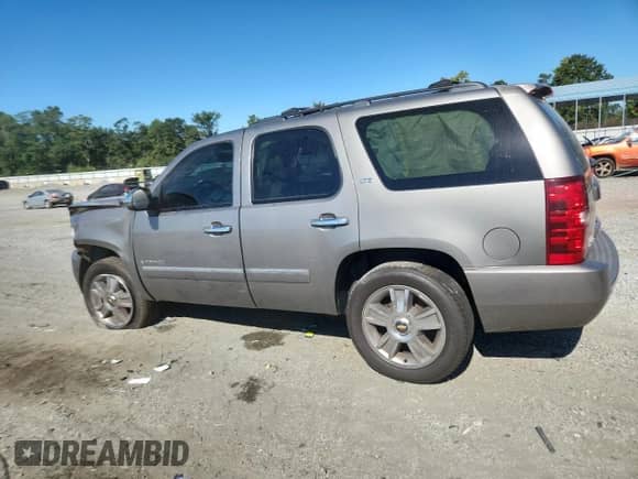 2009 Chevrolet Tahoe LTZ с VIN 1GNFK33039R102264, выставлен на аукционе Copart как лот 70513785 с пробегом 234 550 миль миль и Списание • Salvage title. История ставок и продаж доступна на DreamBid. Изображение 2.