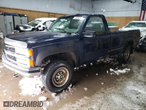 2000 Chevrolet Silverado 2500 z VIN 1GCGK24R4YR192494, wystawiony jako Copart lot #41859315 z przebiegiem 192 474 mil mil oraz Czysty tytuł • Clean title. Historia ofert i sprzedaży dostępna na DreamBid. Obrazek 1.
